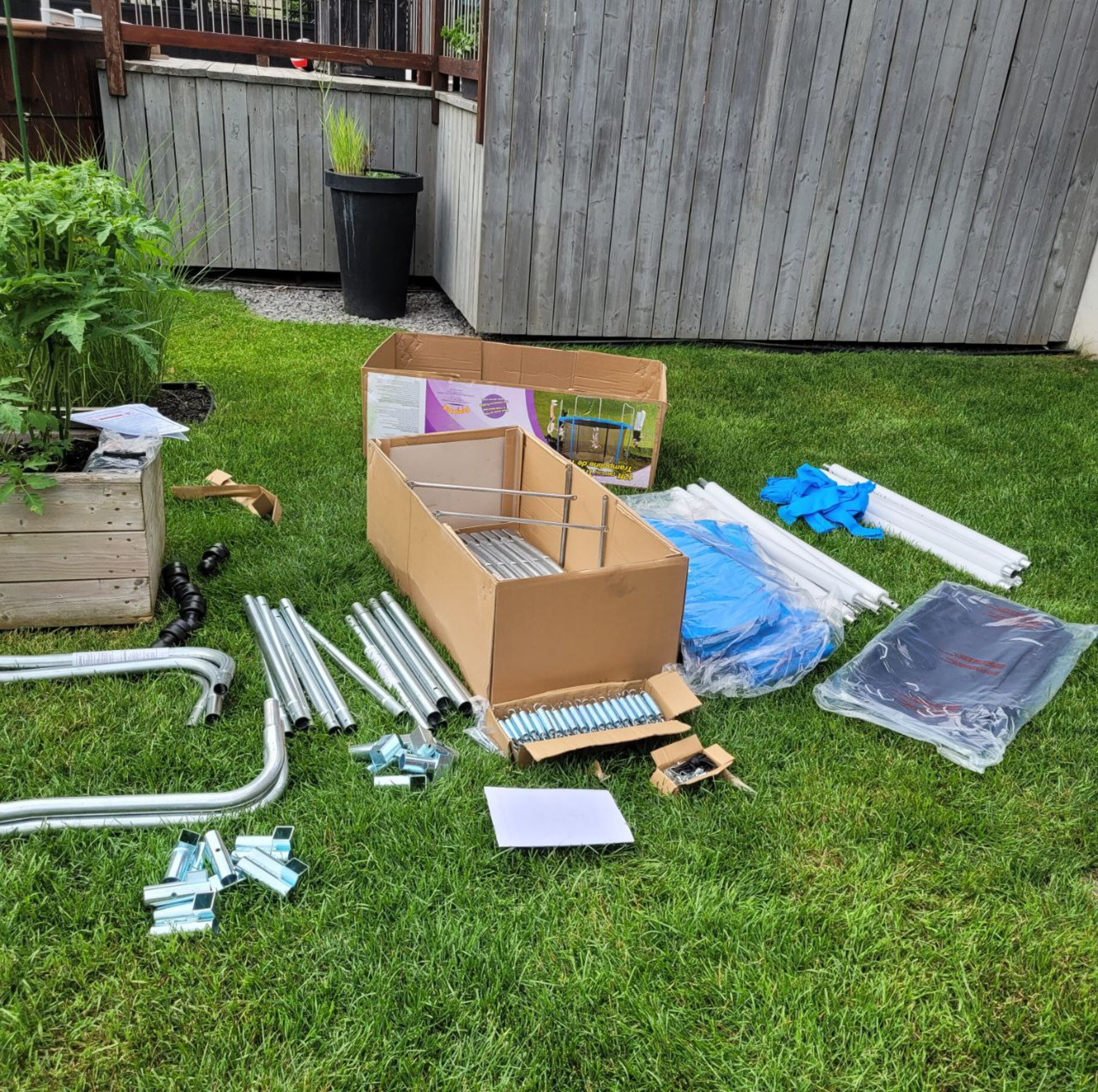 Montage de jouets pour enfants